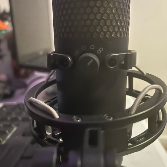 HyperX(Microphone)!! - Picture 2 of 3
